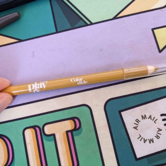Glossier Play Color Slide Yellow eye pencil - Picture 1 of 1
